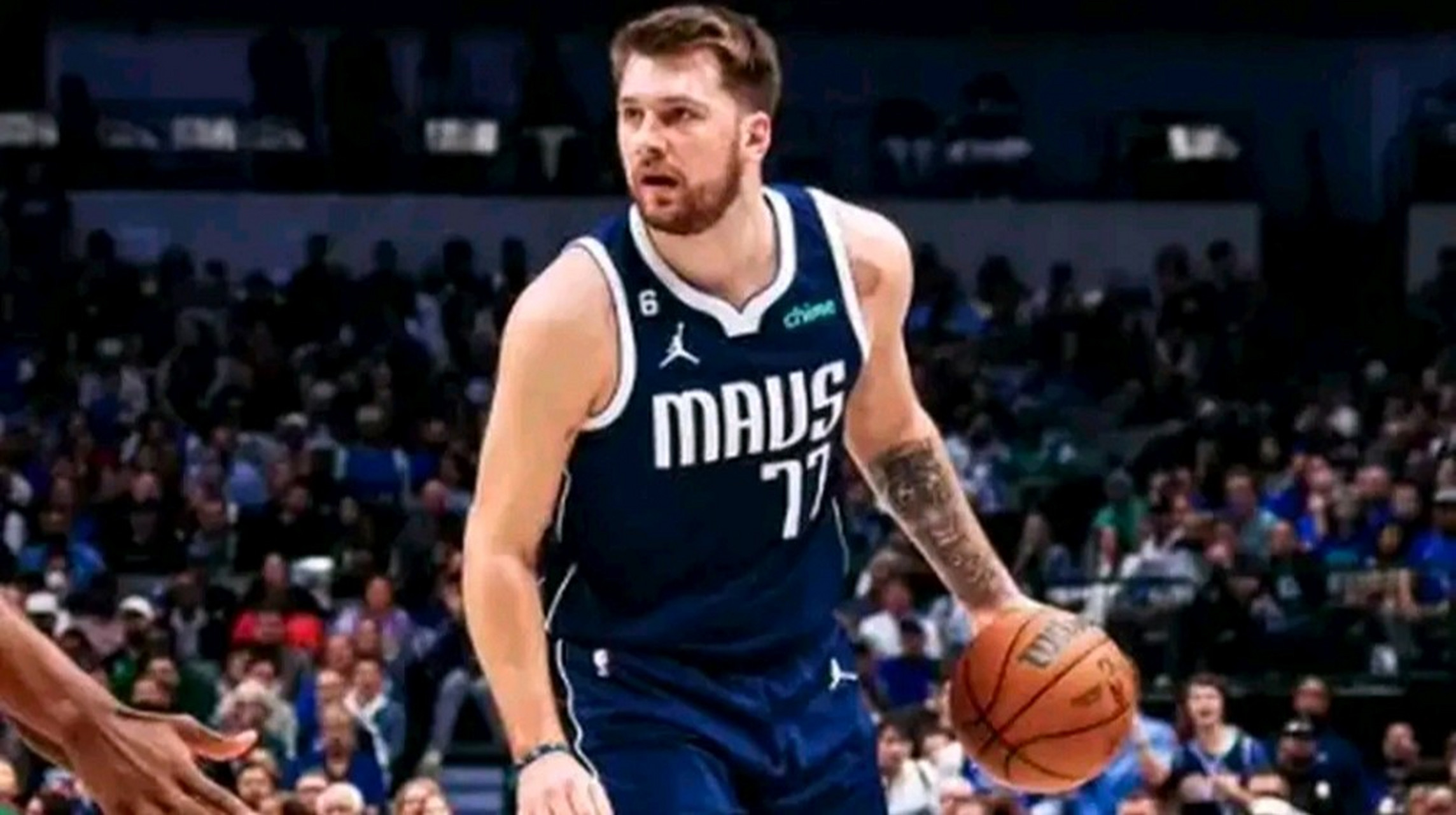 开云体育中国-独行侠轻取新疆队，麦科勒姆状态火热