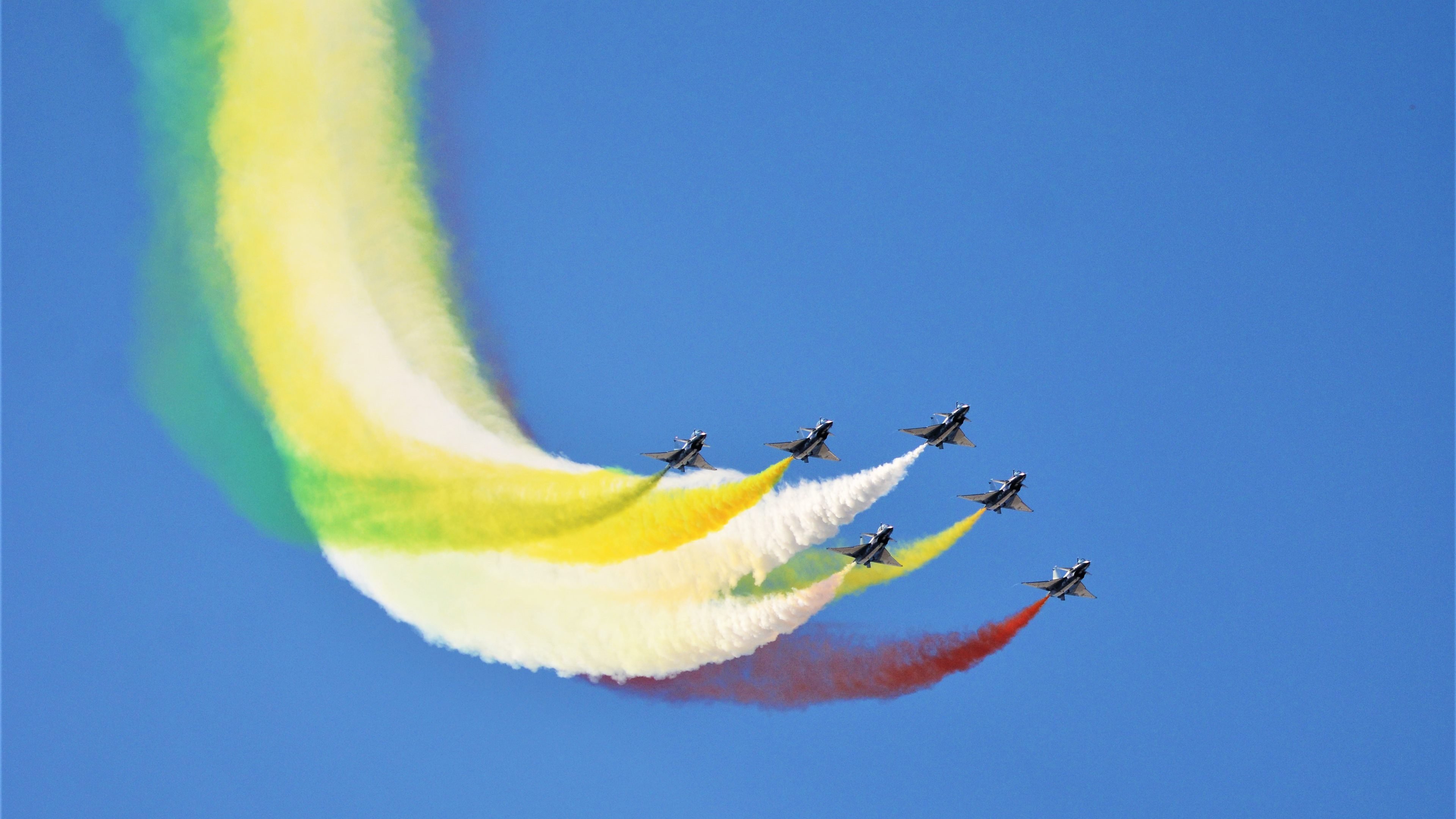 双线争锋,罗德里戈一锤定音与波兰队生死突围