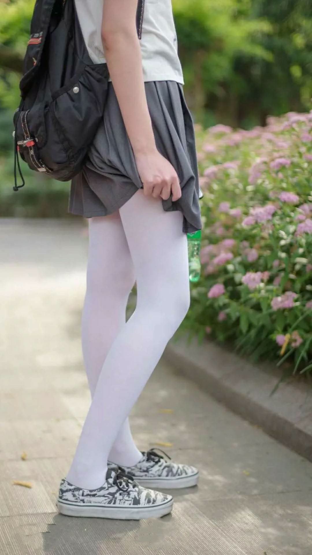 逆光者，亚历山大-阿诺德，在德意志的钢铁防线上，画出唯一的弧光